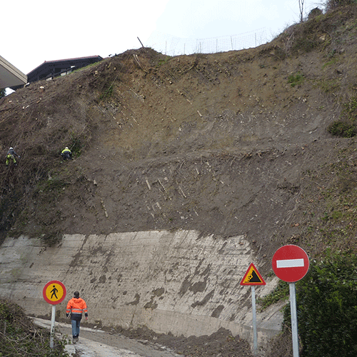 Coordinación de seguridad en fase de ejecución de la estabilización de un desmonte situado frente al nº 51 de la calle Juan Belmonte. Zumaia