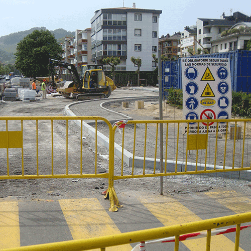 Coordinación de seguridad en fase de ejecución de la rotonda en el cruce entre las calles Lizardi y Jautarkol en la N-634 de Zarautz. Zarautz